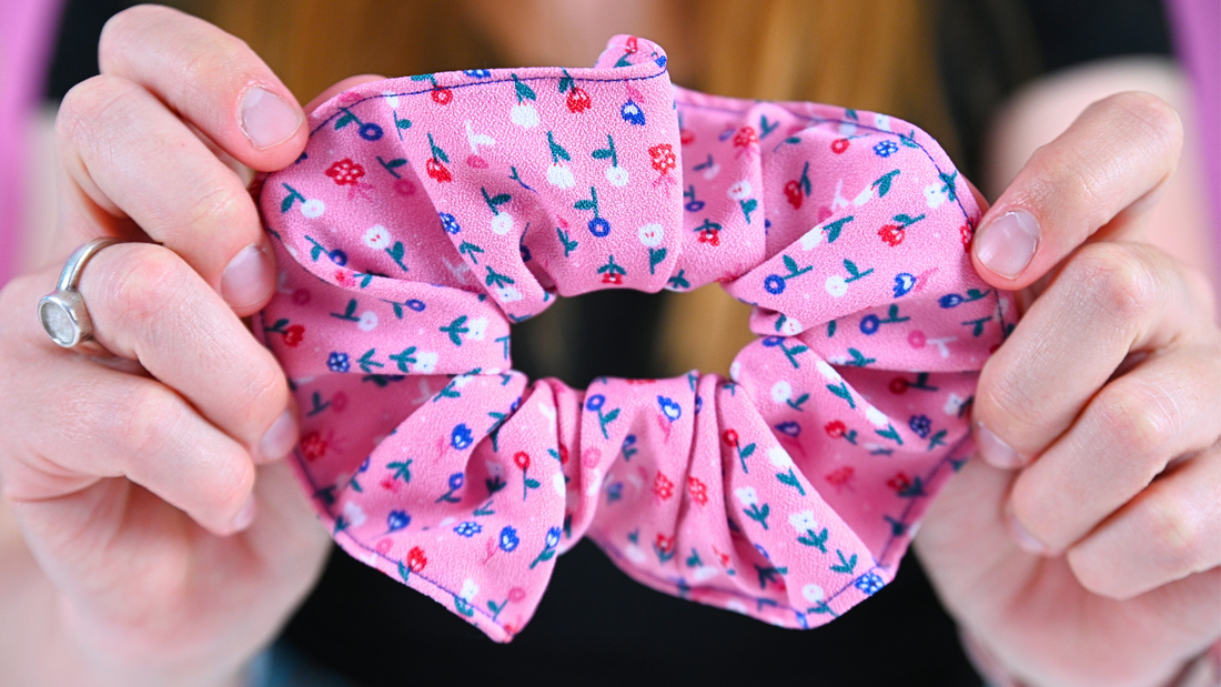 My Favourite Way to Make a Scrunchie!