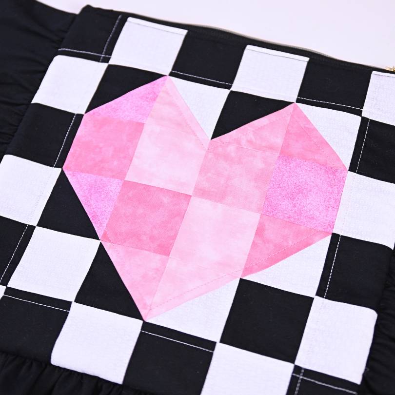 Patchwork Heart Quilted Zipper Pouch Workshop
